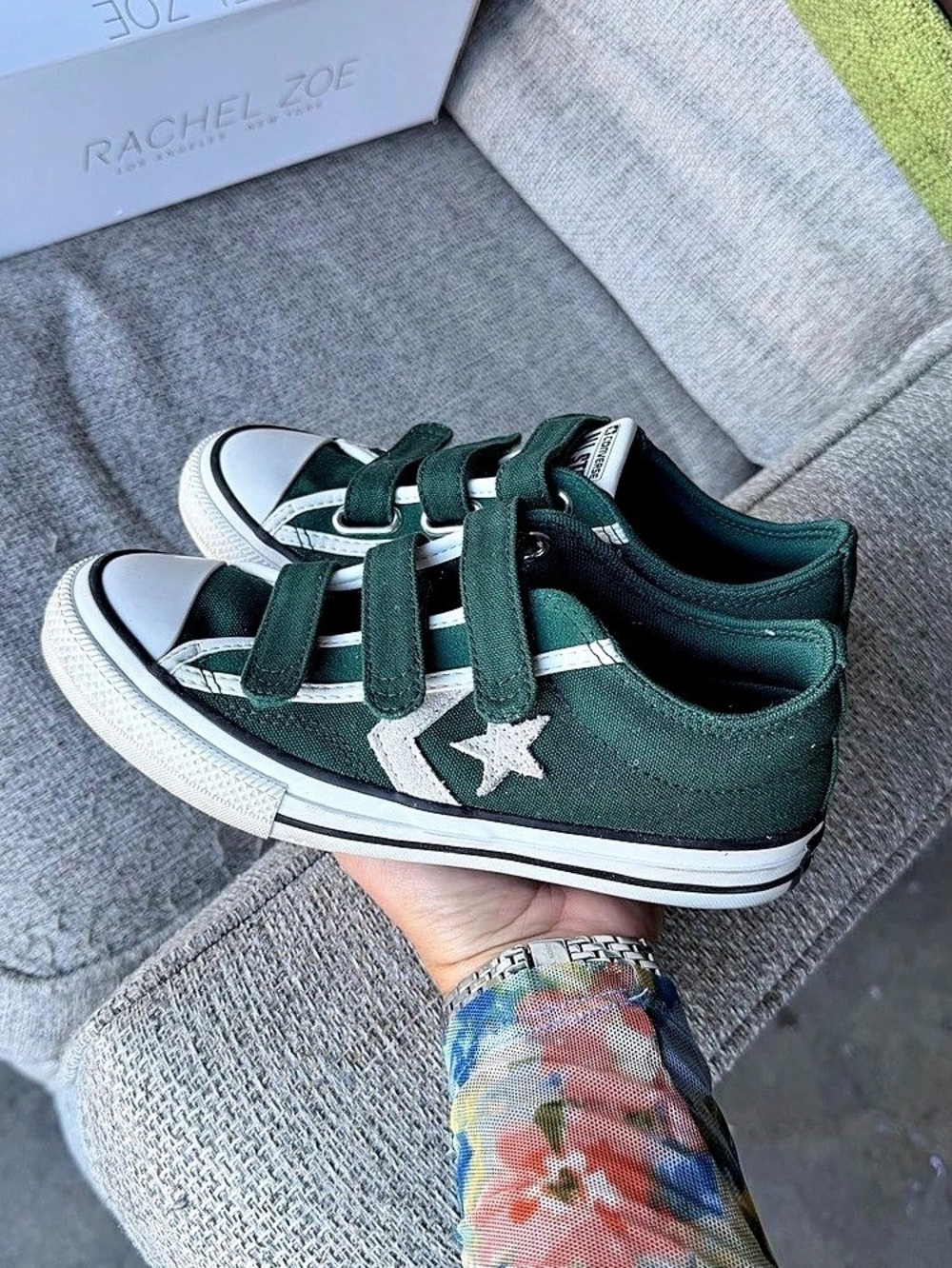 Converse Chuck Taylor All Star High Top Sneakers Green & White Junior sizes 2
